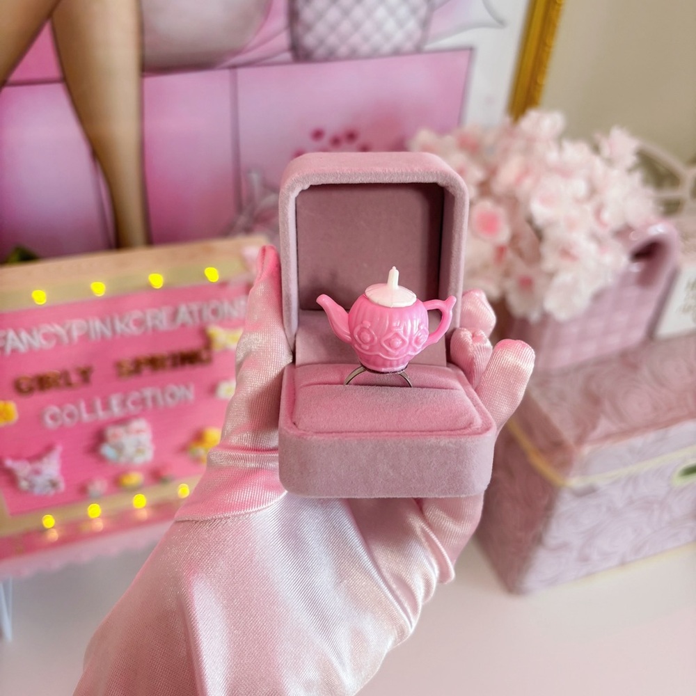 Handmade Girly Spring Ring - Picture 4 of 4